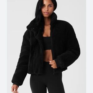 NWT Alo Sherpa snow angel puffer